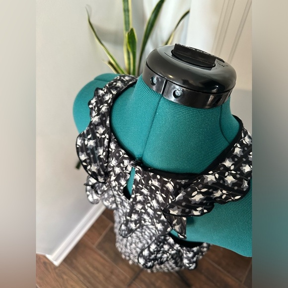 Ann Taylor Loft Sleeveless Tunic small razor back - Picture 13 of 16